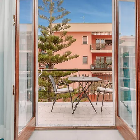 アパート Colors&suites *