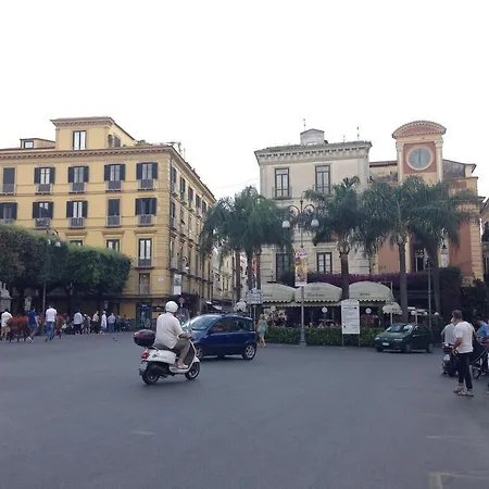 アパート Colors&suites