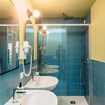 Colors&suites דירה *