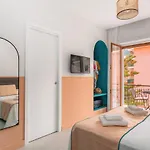 דירה Colors&suites סורנטו