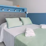 דירה Colors&suites סורנטו