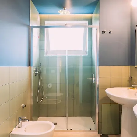 דירה Colors&suites סורנטו