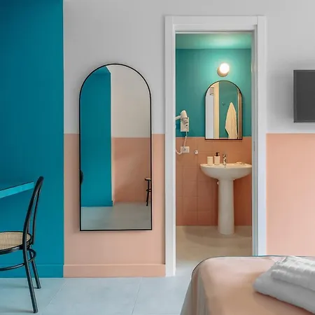Colors&suites * סורנטו