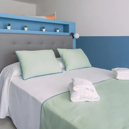 דירה Colors&suites סורנטו